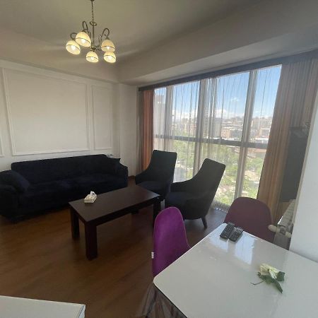 Elite Apartment 耶烈万 外观 照片