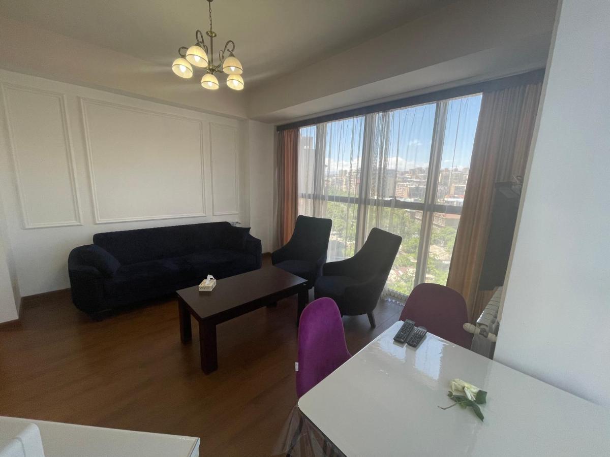 Elite Apartment 耶烈万 外观 照片